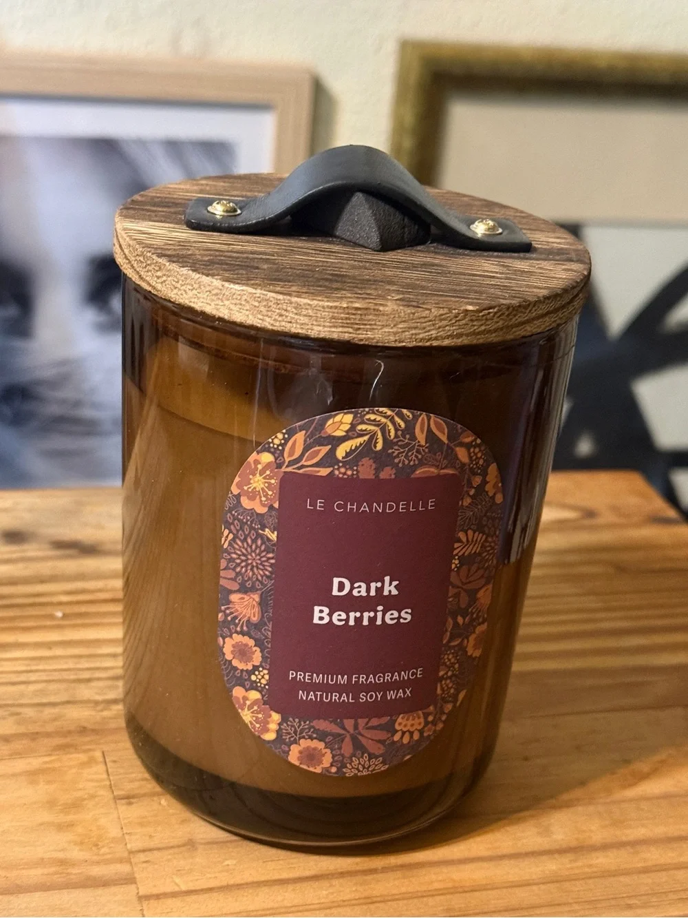 New le Chandelle Dark Berries premium clean burn Scented natural soy Candle